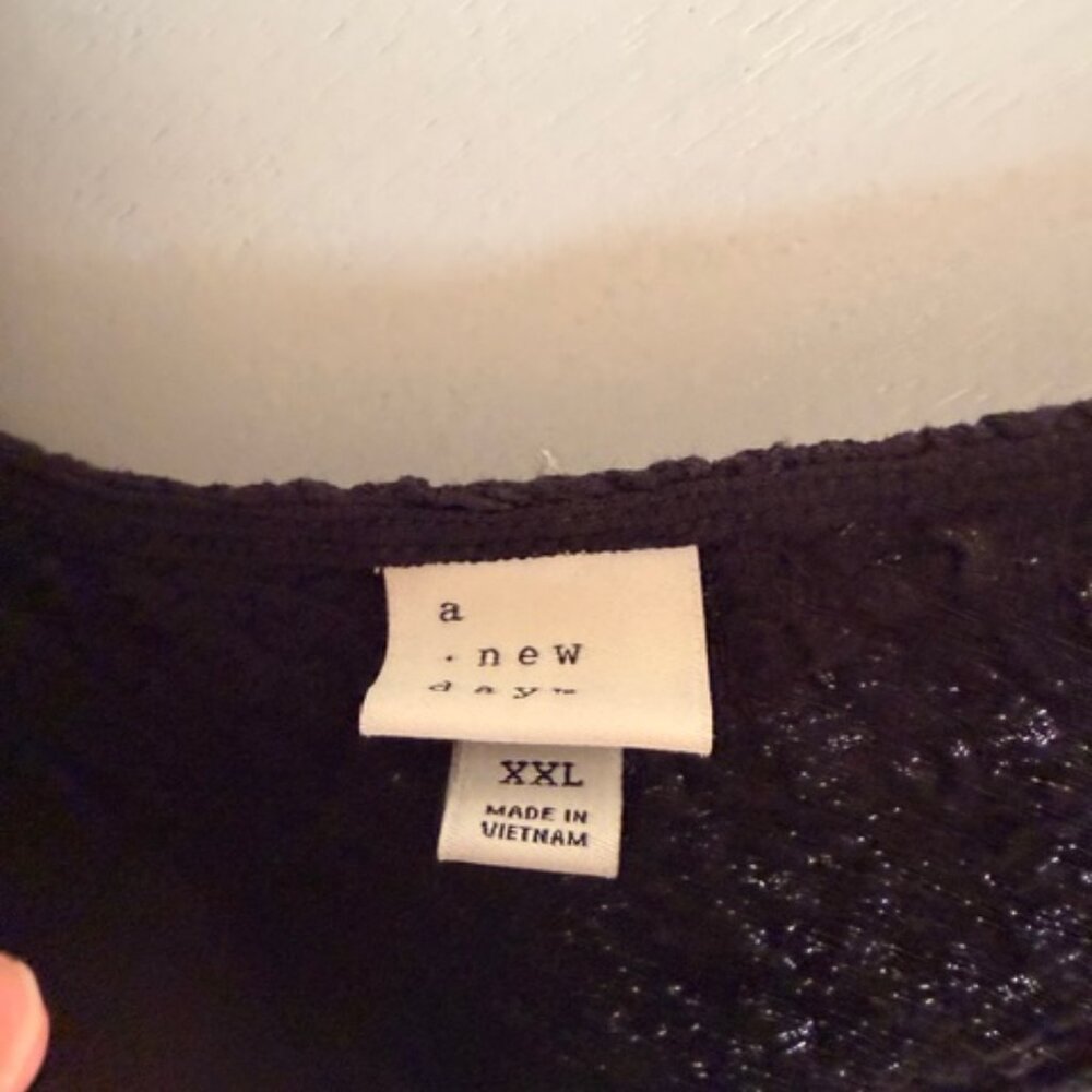 Womens Black Tank Top Shirt Textured V Neck A New Day Size XXL - Picture 3 of 5